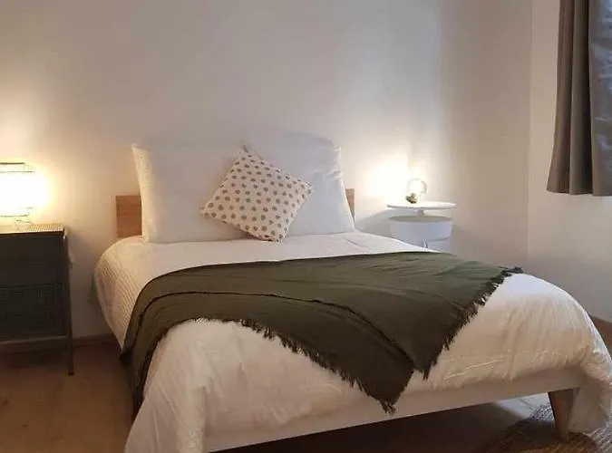 Apartment Grand Appartement, 3 Chambres, Centre De